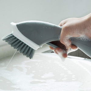 Water Spray Cleaning Brush - MekMart